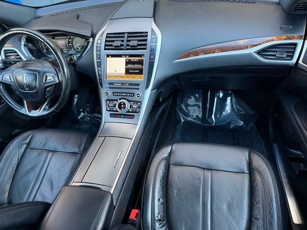 Used 2017 Lincoln MKZ Reserve w/ Climate Package FWD image 21
