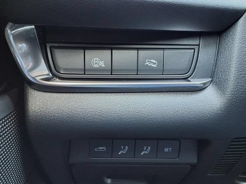 Used 2025 MAZDA CX-30 AWD 2.5 S w/ Premium Package image 21