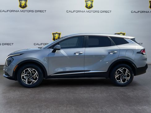 Used 2024 Kia Sportage LX FWD image 8