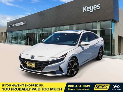 Used 2023 Hyundai Elantra Limited
