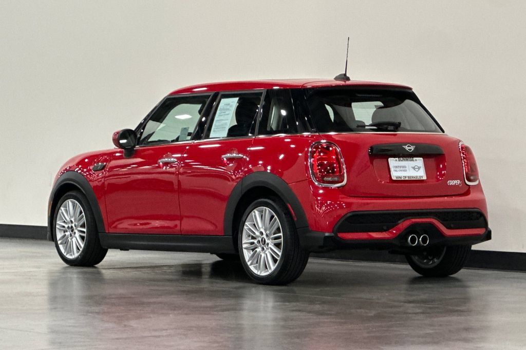 Used 2024 MINI Cooper S FWD image 6
