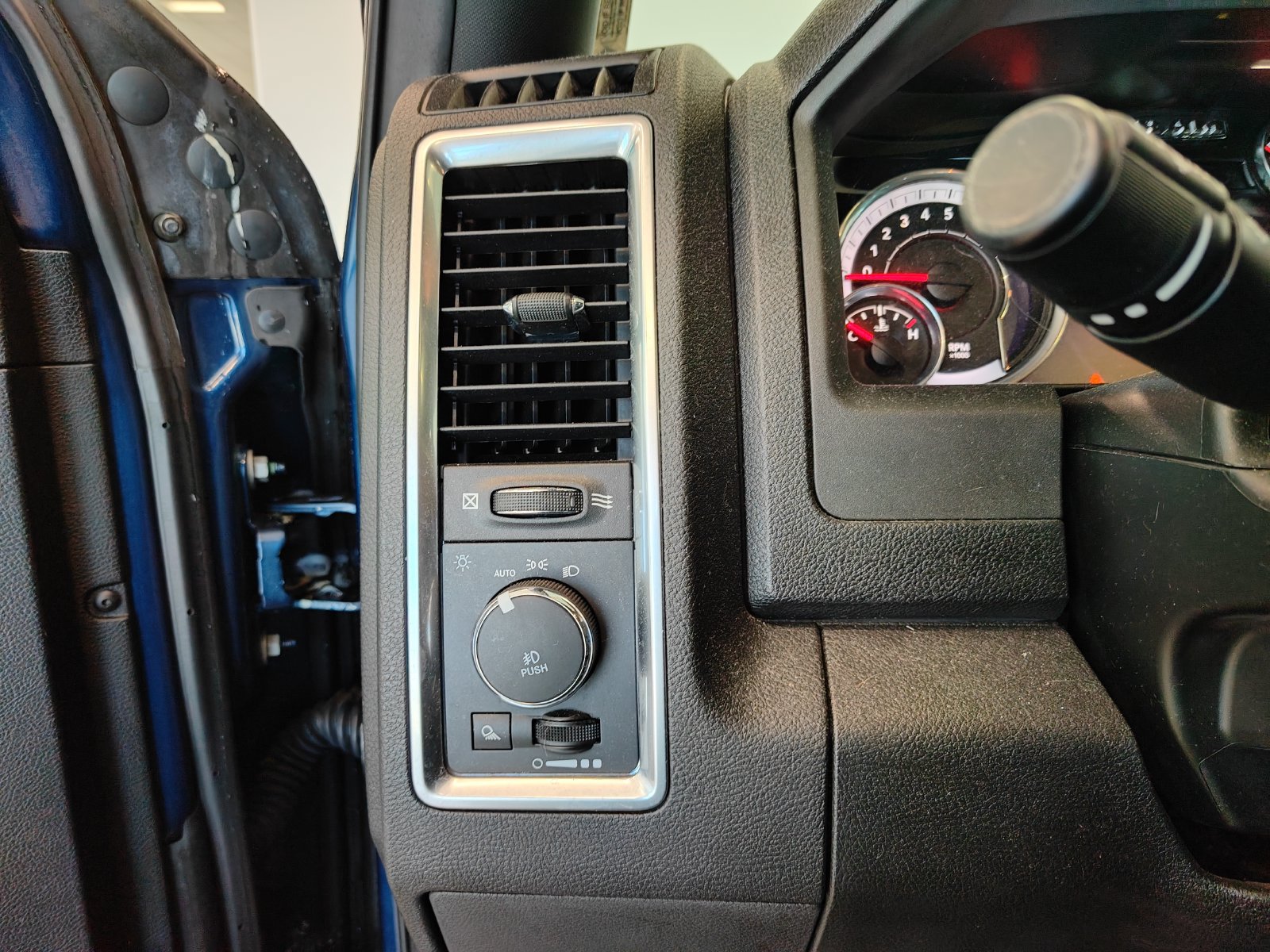 Used 2021 RAM 1500 Warlock AWD/4WD image 10
