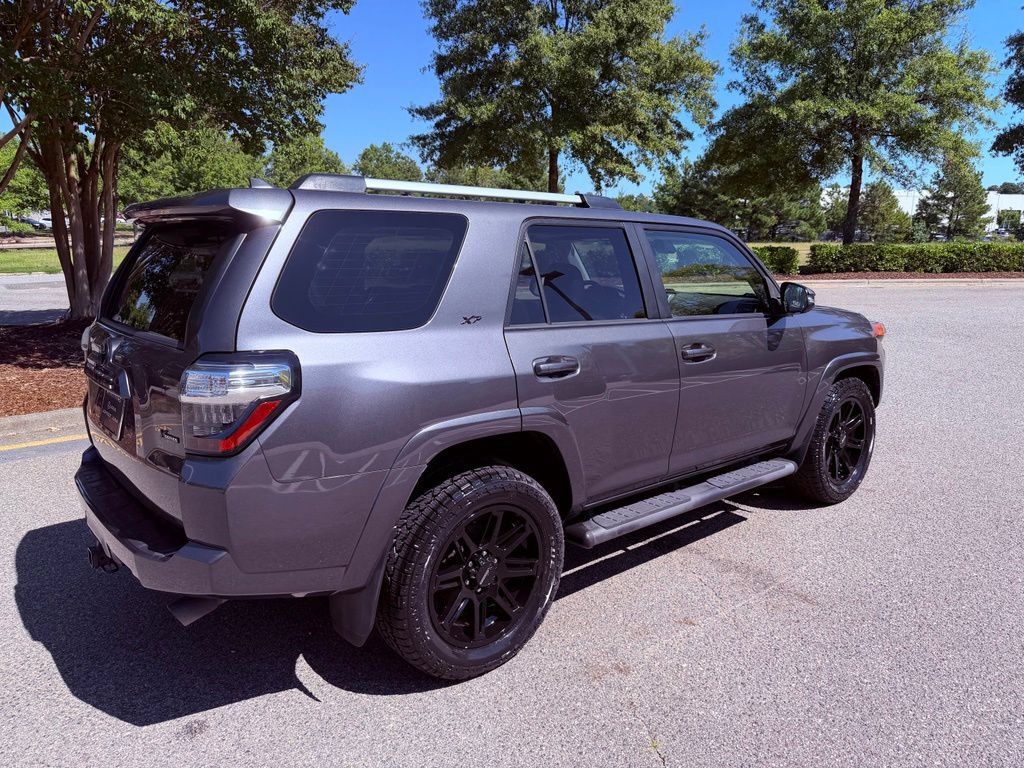 Used 2021 Toyota 4Runner SR5 Premium w/ Moonroof Package RWD image 13