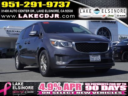 Used 2017 Kia Sedona LX w/ LX Essentials Premium Package