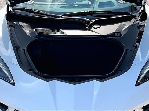 Used 2021 Chevrolet Corvette Stingray Premium Cpe w/ Z51 Performance Package image 28