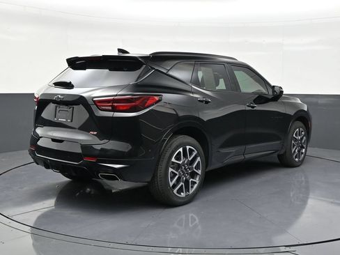 Used 2023 Chevrolet Blazer RS w/ Enhanced Convenience Package FWD image 5