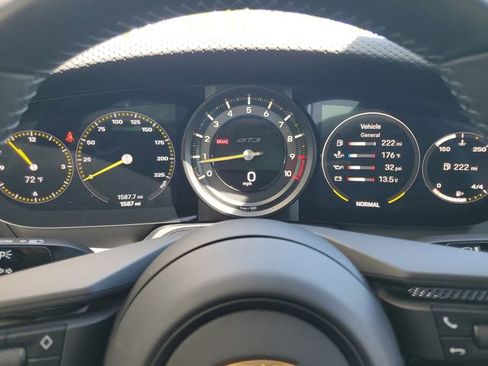 Used 2024 Porsche 911 GT3 image 25
