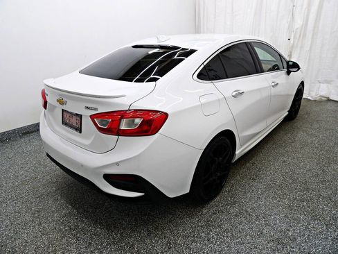 Used 2016 Chevrolet Cruze Premier w/ Premier True North Edition FWD image 6
