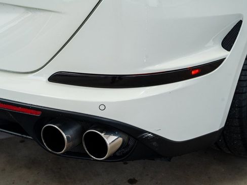 Used 2016 Ferrari California T image 32