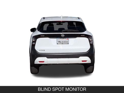 Certified 2025 Nissan Kicks SV image 10