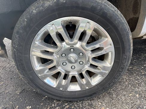 Used 2013 Ford F150 Platinum AWD/4WD image 5
