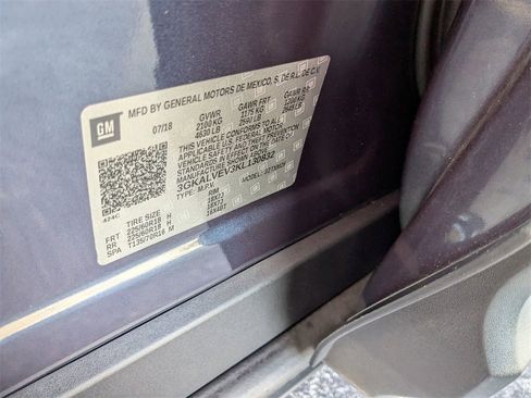 Used 2019 GMC Terrain SLT w/ Preferred Package image 34