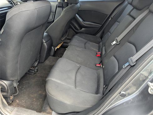 Used 2016 MAZDA MAZDA3 i Sport w/ Preferred Equipment Package image 32