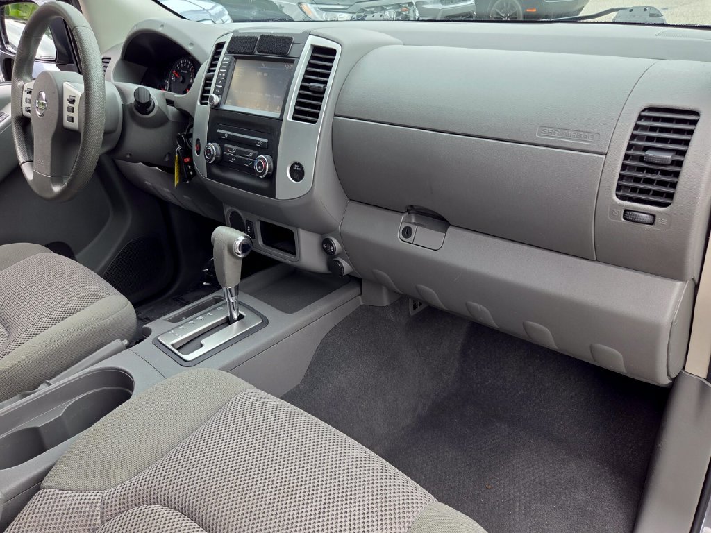 Used 2019 Nissan Frontier SV RWD image 16