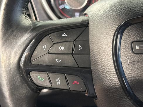 Used 2015 Dodge Challenger R/T w/ Quick Order Package 22D R/T RWD image 24
