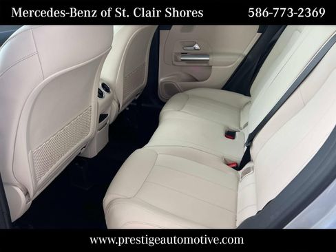 Used 2026 Mercedes-Benz GLA 250 4MATIC image 10