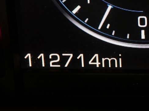 Used 2015 Cadillac Escalade Luxury image 20