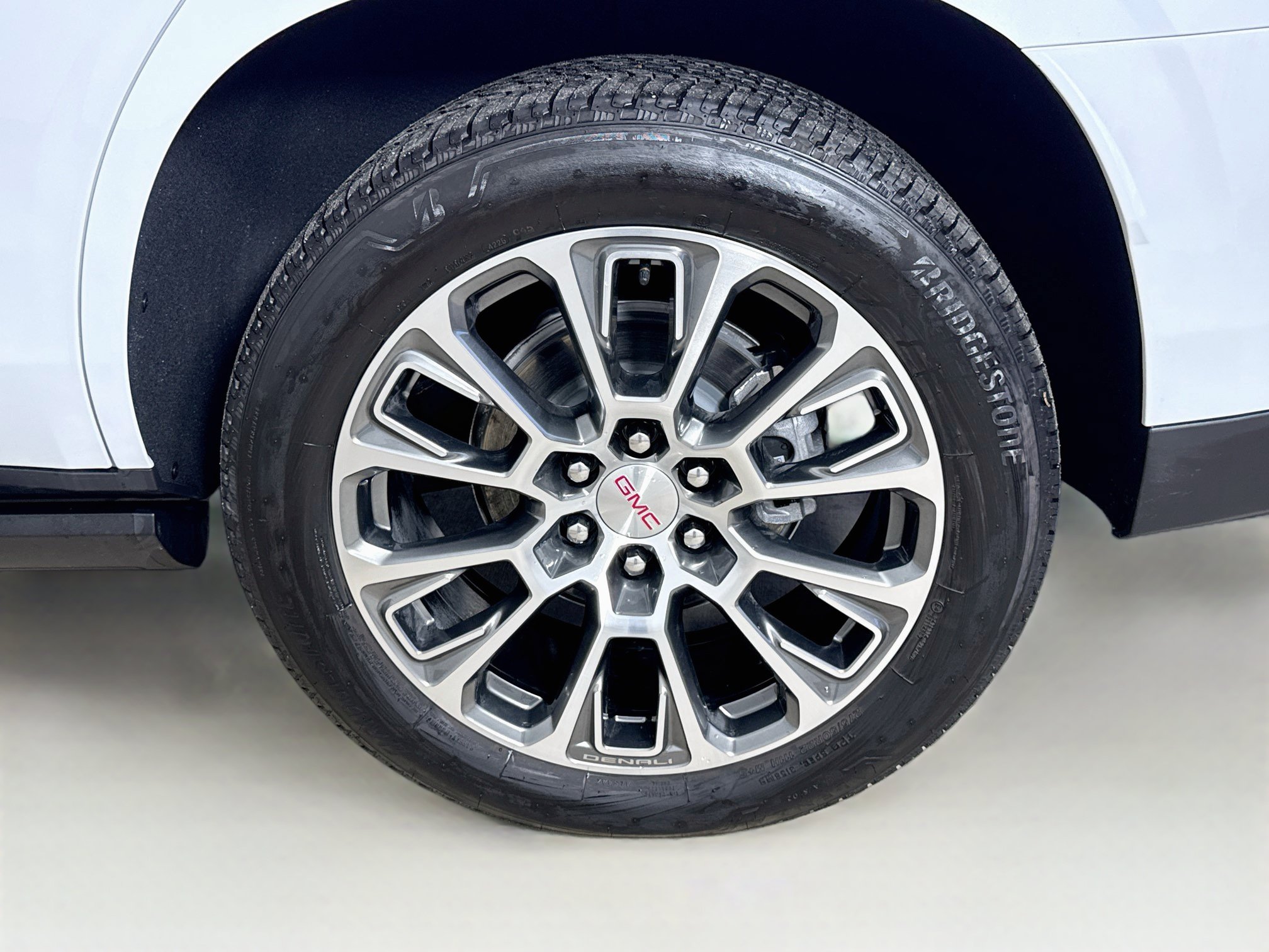 Used 2026 GMC Yukon Denali w/ Sun & Power Step Package RWD image 35