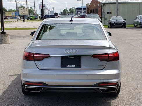 Used 2023 Audi A4 2.0T Premium w/ Convenience Package AWD/4WD image 4