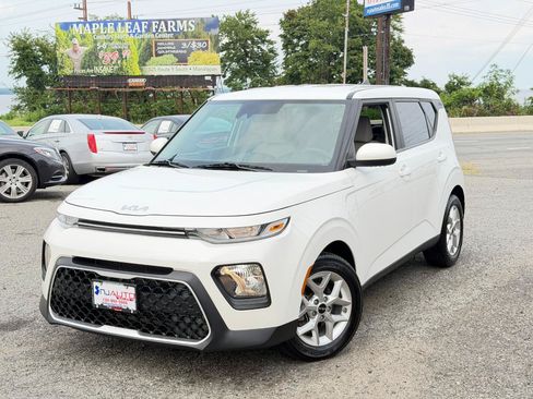 Used 2022 Kia Soul LX w/ Technology Package FWD image 91