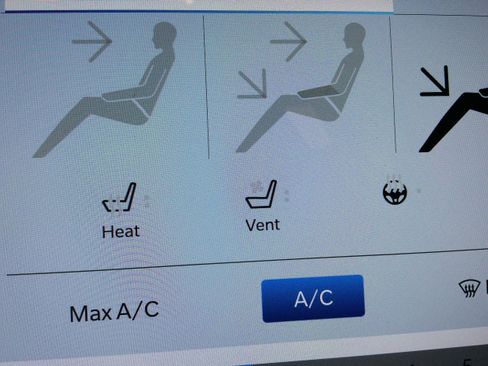 New 2026 Chrysler Pacifica Limited w/ S Appearance Package image 30