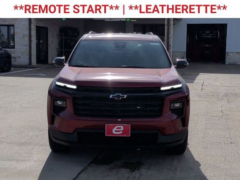 New 2026 Chevrolet Traverse LT image 2