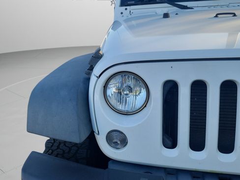 Used 2017 Jeep Wrangler Unlimited Sport w/ Quick Order Package 24S AWD/4WD image 12