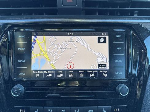 Used 2020 Volkswagen Passat 2.0T SEL image 19