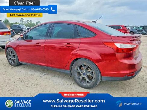 Used 2014 Ford Focus SE w/ Equipment Group 201A FWD image 3