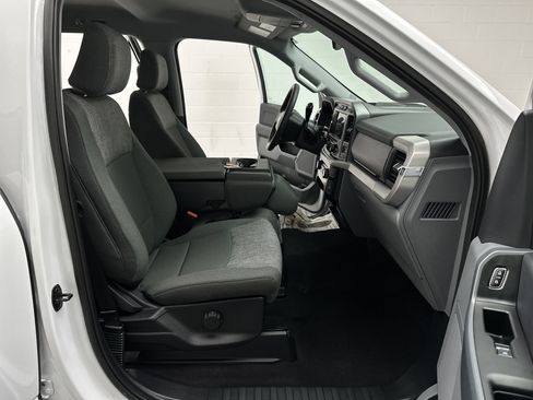 Used 2023 Ford F150 XLT image 25