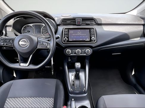 Used 2023 Nissan Versa S FWD image 7