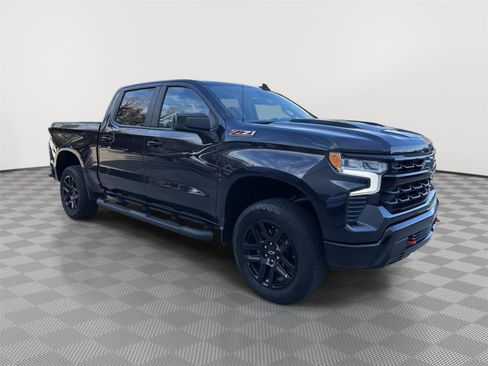 Used 2024 Chevrolet Silverado 1500 LT Trail Boss w/ Convenience Package II image 7