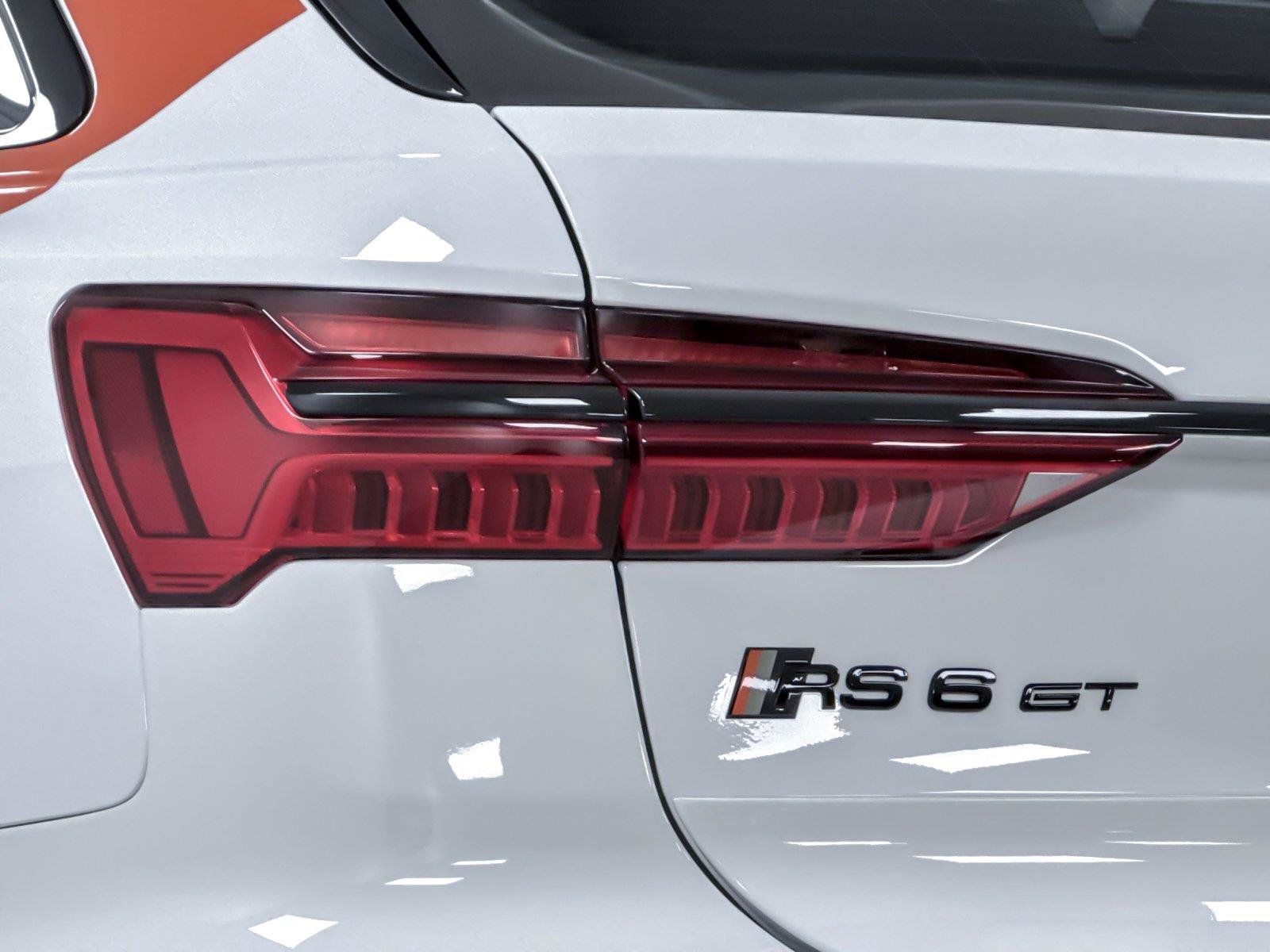 Certified 2025 Audi RS 6 performance AWD/4WD image 27