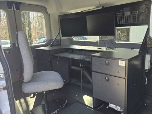 Used 2019 Ford Transit 150 XLT image 26