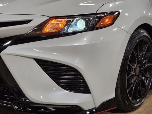 Used 2023 Toyota Camry XSE image 15