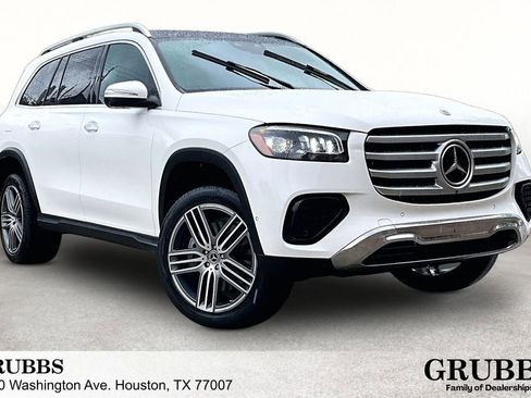 Used 2024 Mercedes-Benz GLS 450 4MATIC image 1