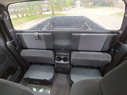 Used 2009 Chevrolet Colorado W/T image 16