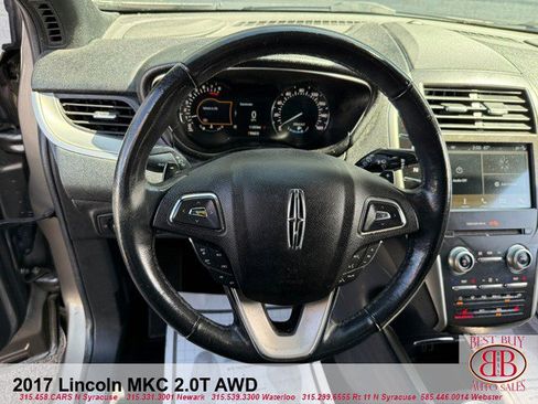 Used 2017 Lincoln MKC Premiere image 17