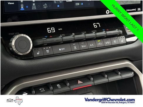 Used 2024 Toyota Tundra Limited AWD/4WD image 17