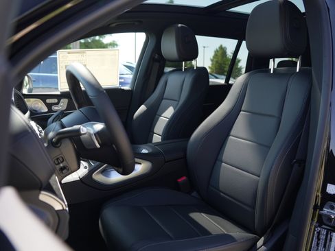 New 2025 Mercedes-Benz GLS 450 4MATIC image 44