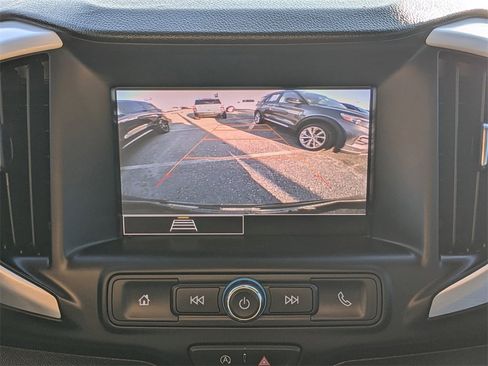 Used 2024 GMC Terrain SLE image 29