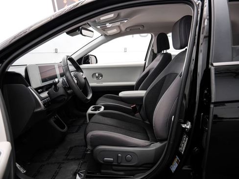 Used 2024 Hyundai Ioniq 5 SEL RWD image 4