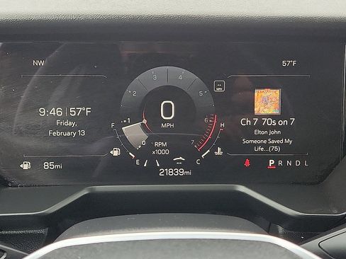 Used 2025 GMC Acadia Elevation image 10