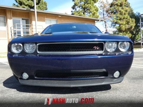 Used 2014 Dodge Challenger R/T RWD image 15