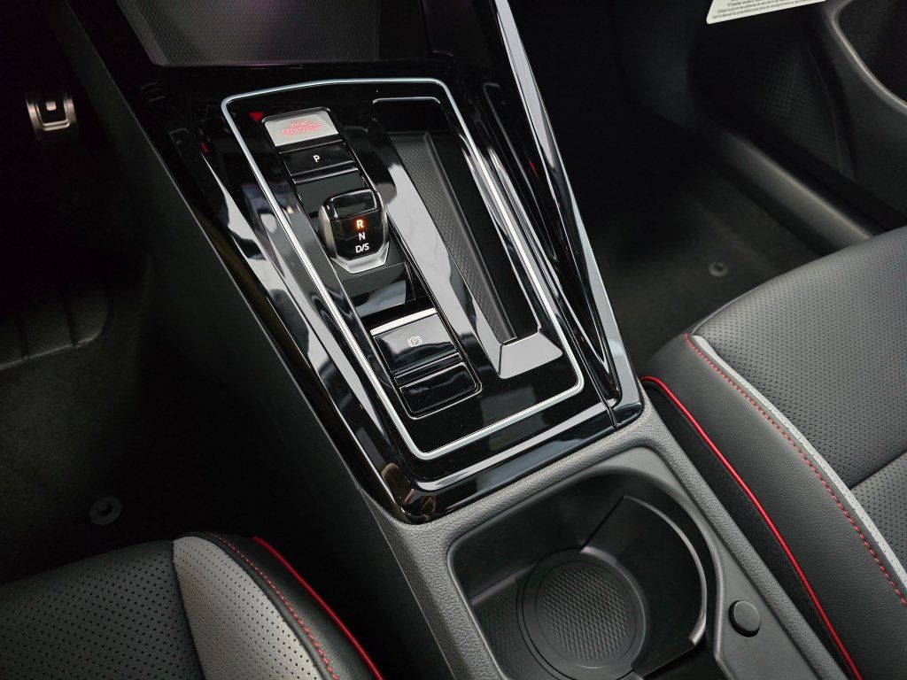 New 2026 Volkswagen GTI SE FWD image 29
