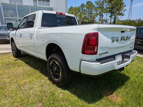 New 2025 RAM 3500 Laramie AWD/4WD image 6