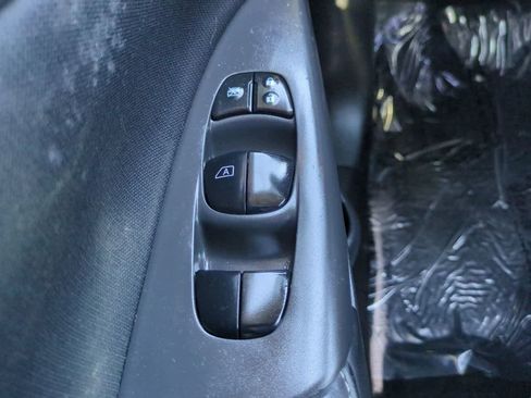 Used 2018 Nissan Sentra S FWD image 21