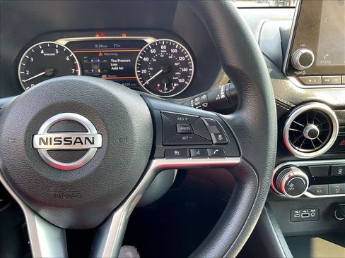 Used 2023 Nissan Sentra SV FWD image 23