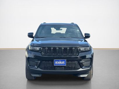 New 2025 Jeep Grand Cherokee Altitude