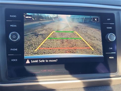 Used 2021 Volkswagen Atlas SE image 28